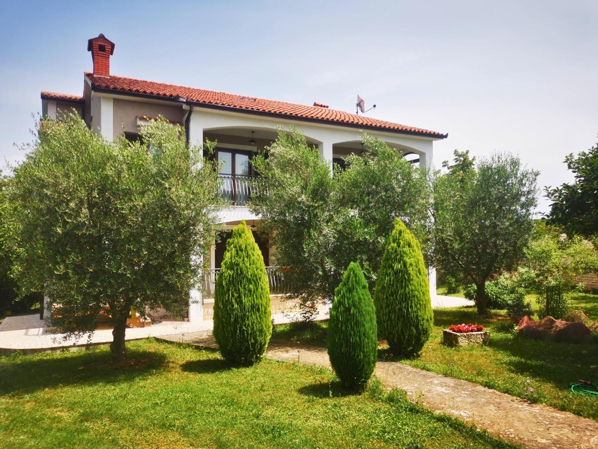 Garden Apartment Maria Vrsar Extérieur photo
