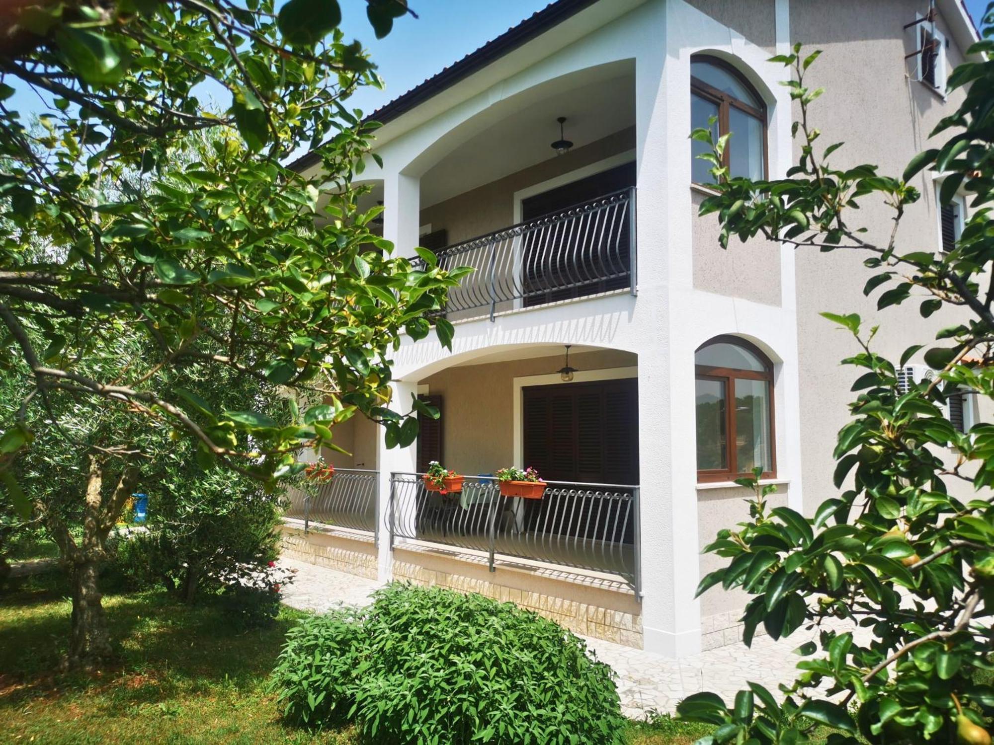 Garden Apartment Maria Vrsar Extérieur photo