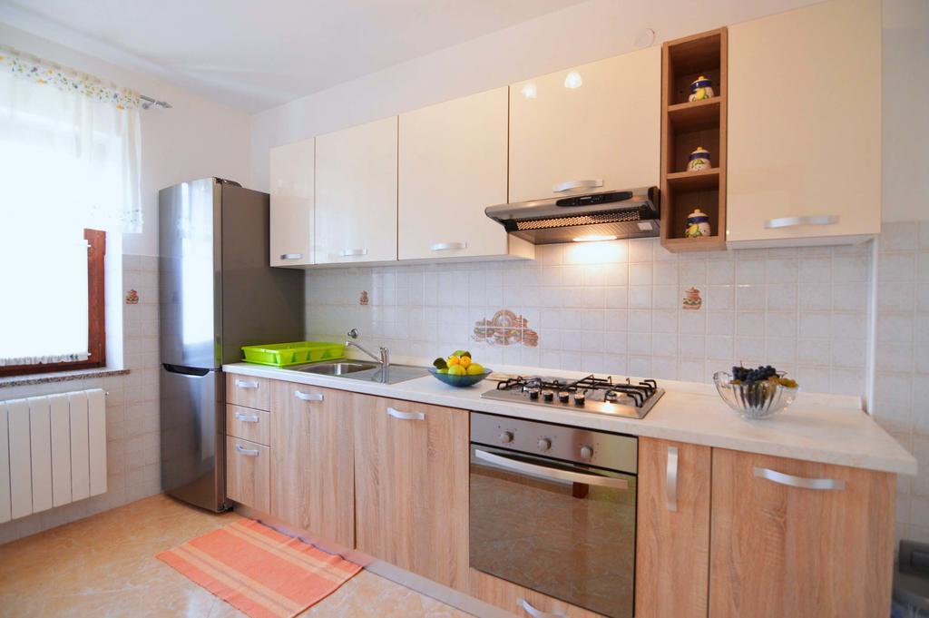 Garden Apartment Maria Vrsar Extérieur photo